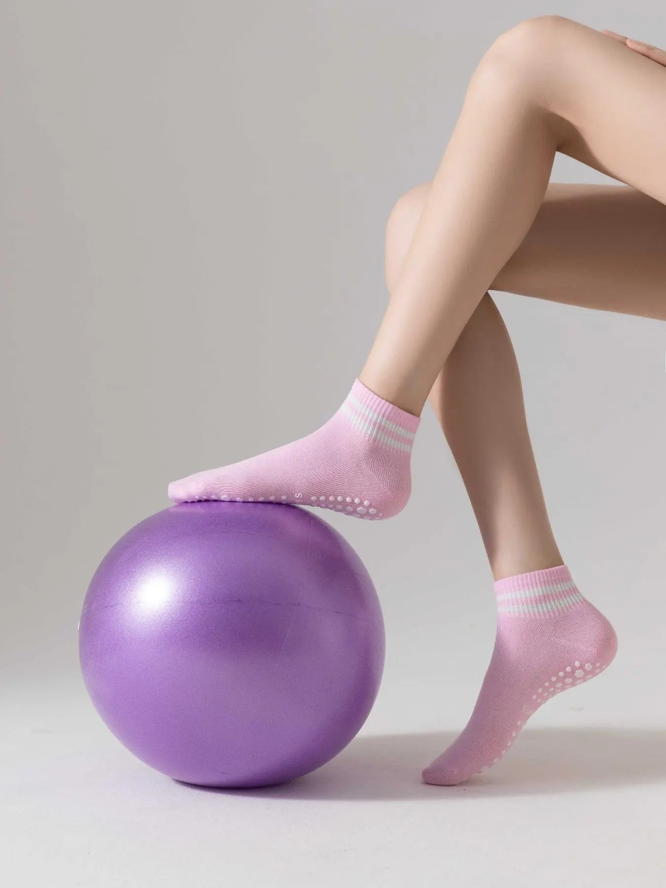 Women'S 5 Pairs Striped Print Anti-Slip Yoga Socks, Soft Breathable Sports Socks for Pilates Dance Gym, Women'S Athletic Socks